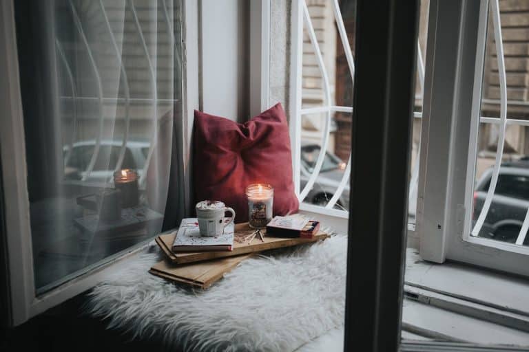Style Your Room With Fragrance